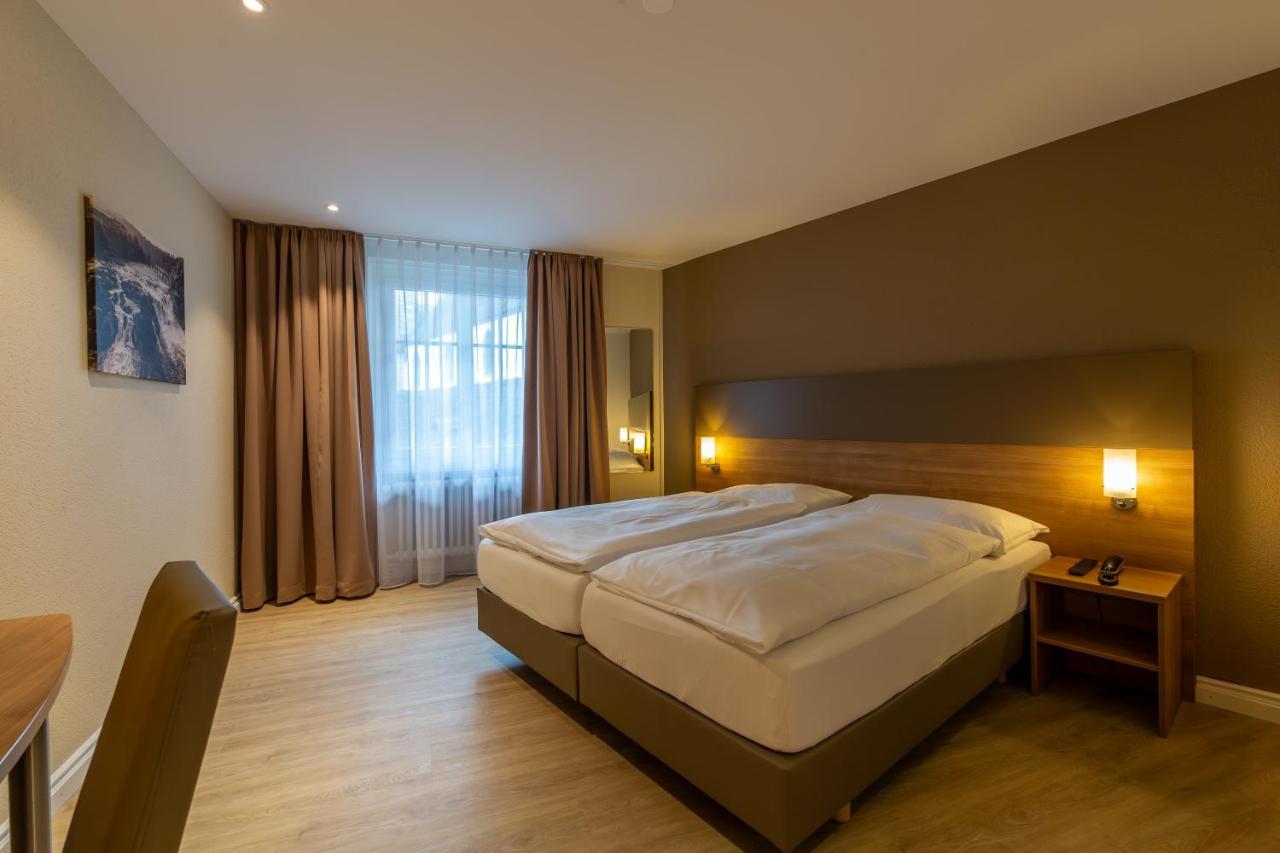 Hotel Kronenhof Schaffhausen Exteriör bild