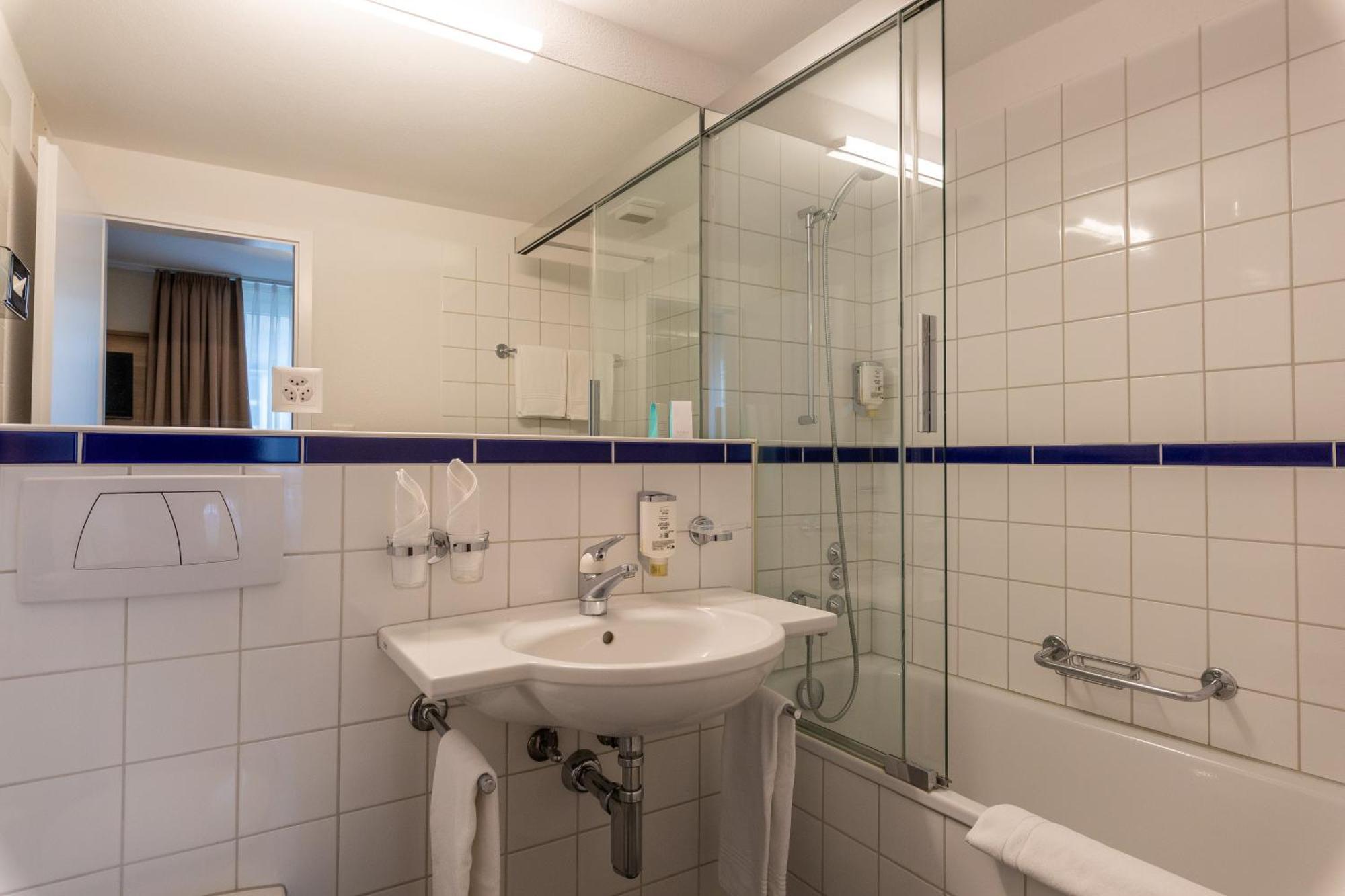 Hotel Kronenhof Schaffhausen Exteriör bild